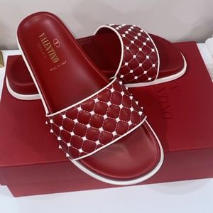Valentino Garavani Free Rockstud Spike Leather Slides In Red